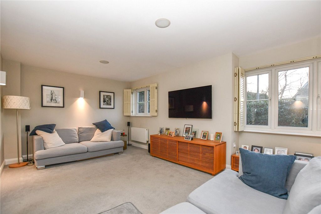 Property photo 2 of 15 Picture No. 62