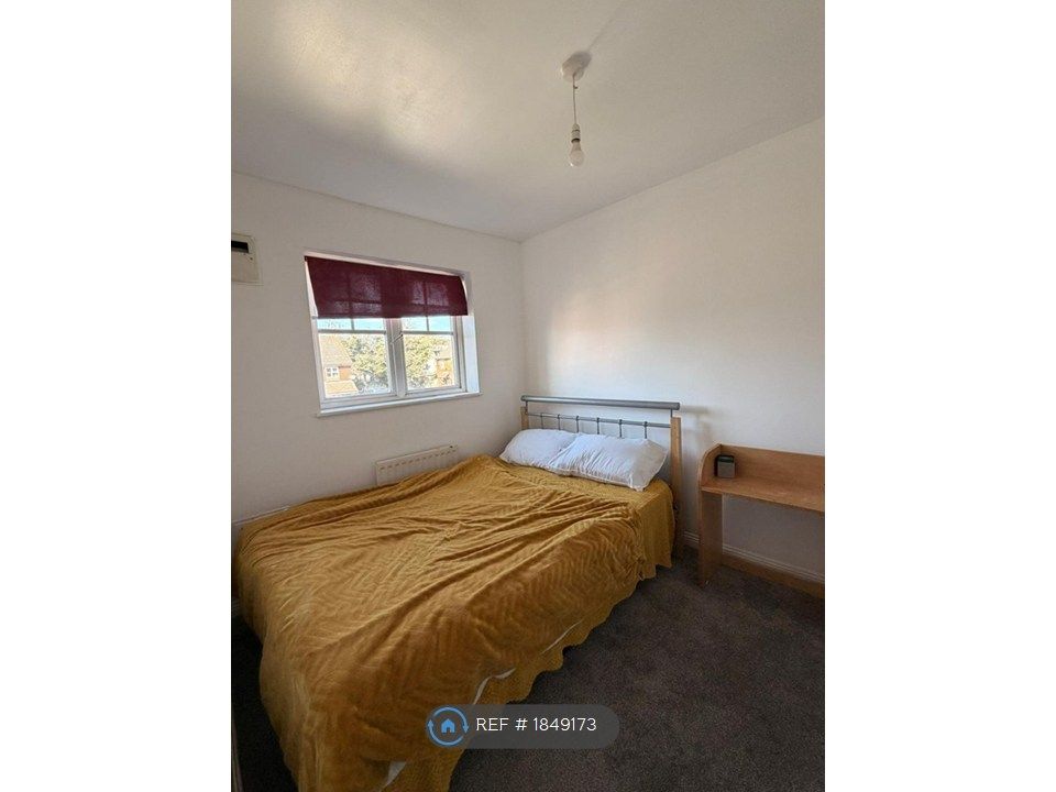 Property photo 1 of 4