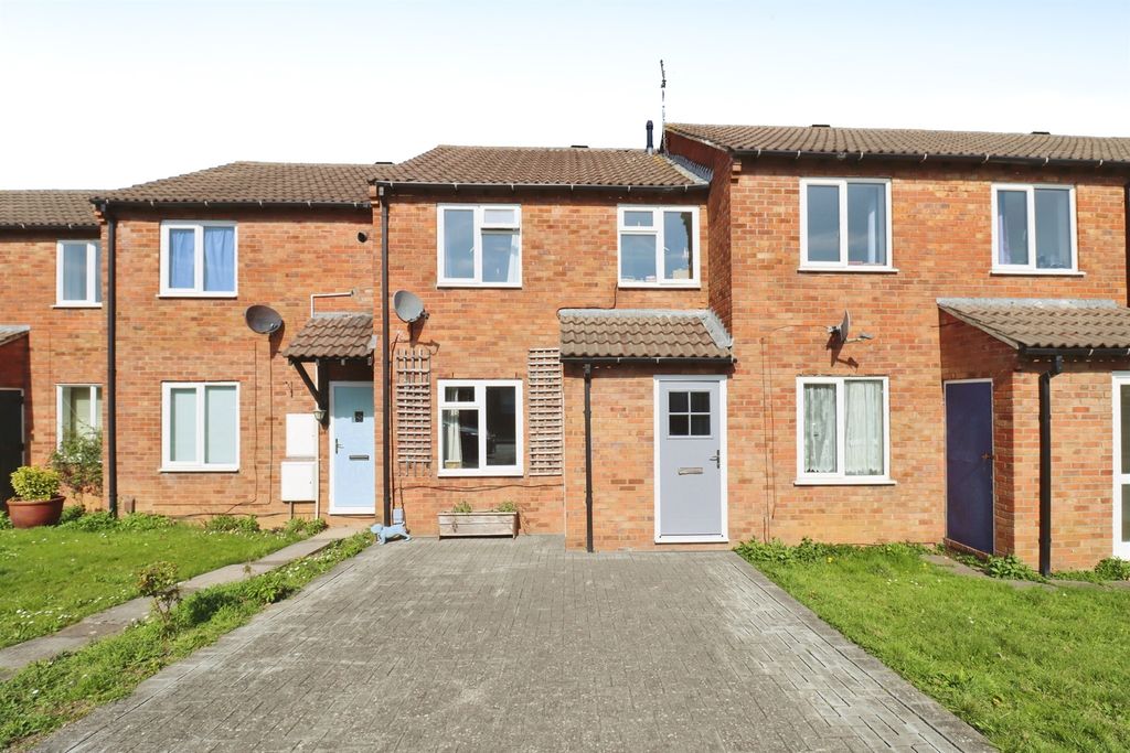 Property photo 1 of 17