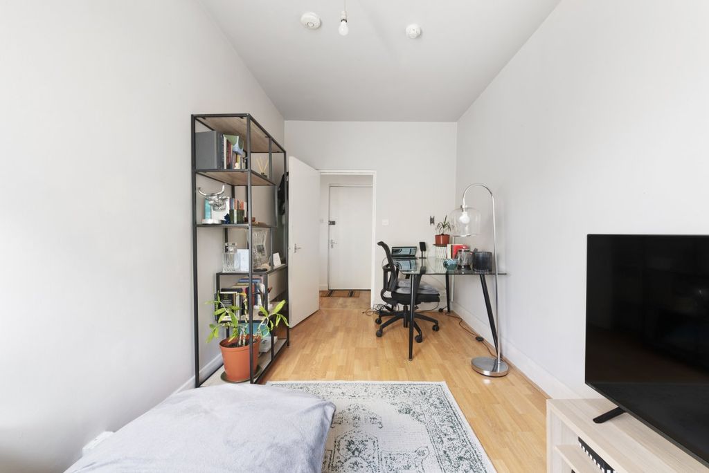 Property photo 1 of 3