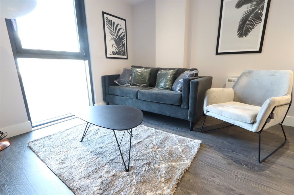 Property photo 2 of 8 Picture No. 06