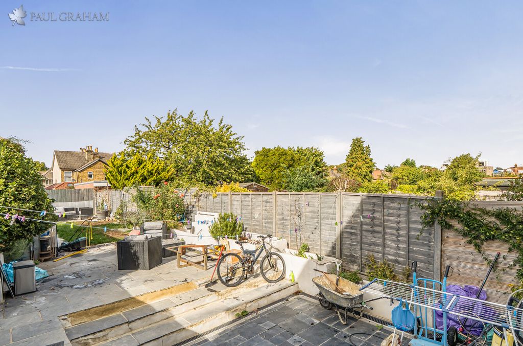 Property photo 3 of 17 3Fc424cd-6B58-43Db-8De0-82Cb62868695