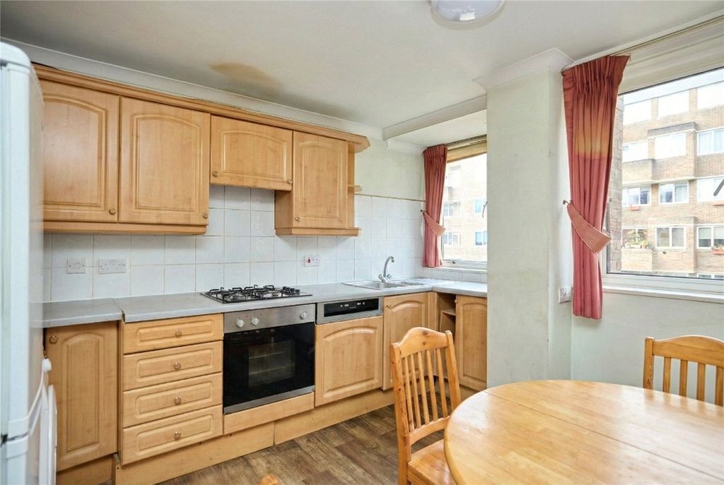 Property photo 2 of 9 Picture No. 07
