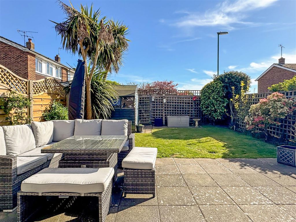 Property photo 2 of 16 Img_2849.Jpg