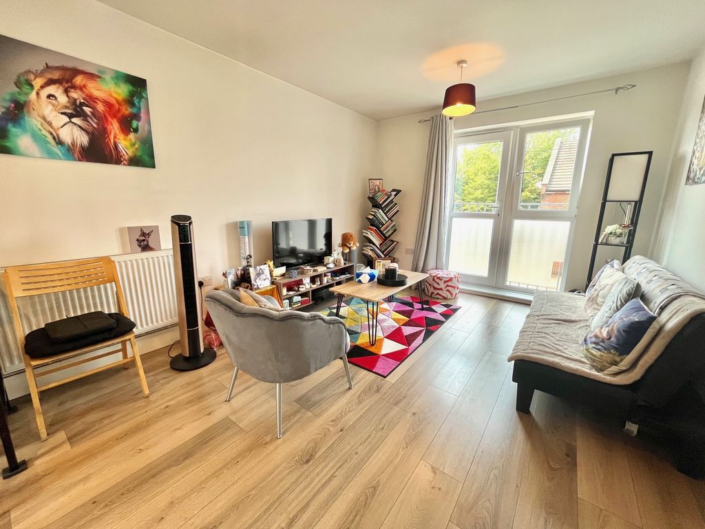 Property photo 2 of 10