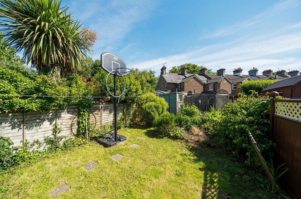 Property photo 3 of 12