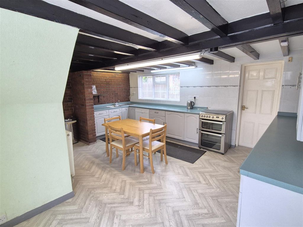 Property photo 2 of 17 Kitchen/Diner