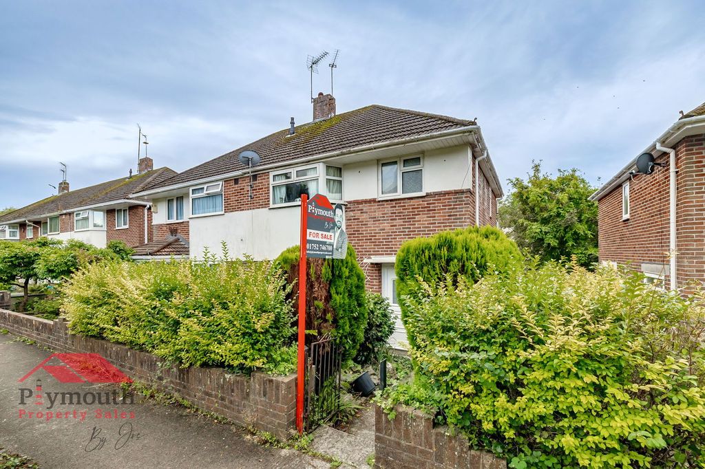 Property photo 1 of 13