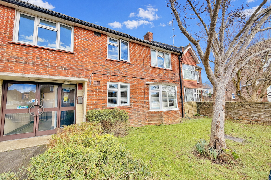 Property photo 1 of 8