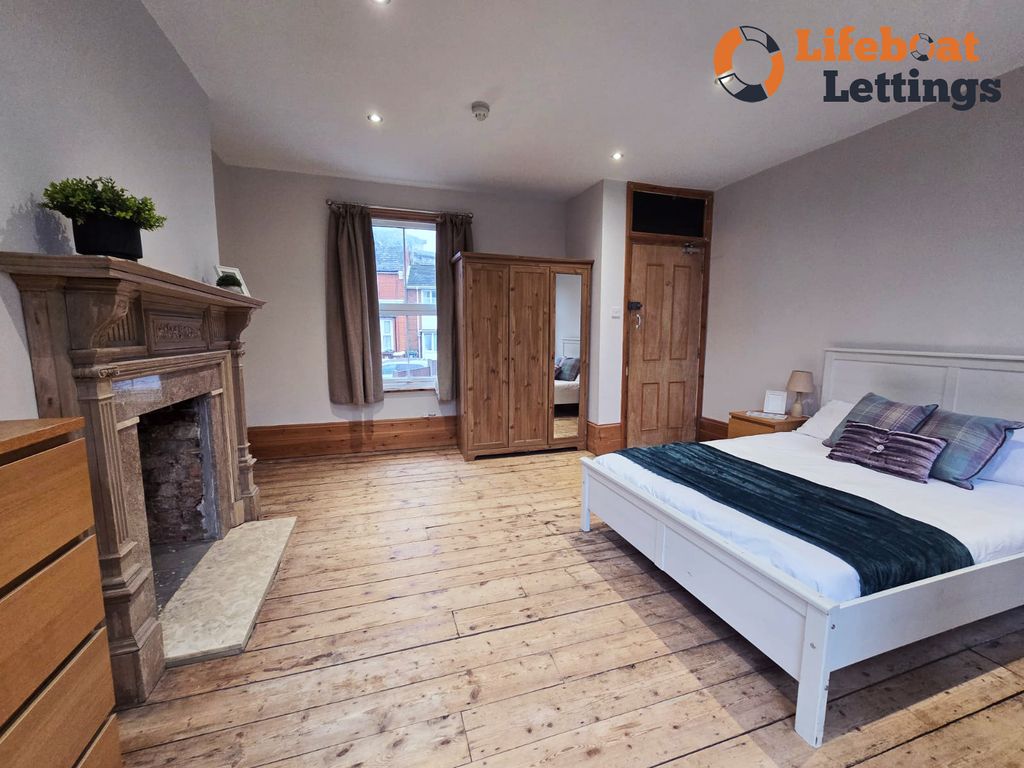 Property photo 1 of 7 Bedroom 4A