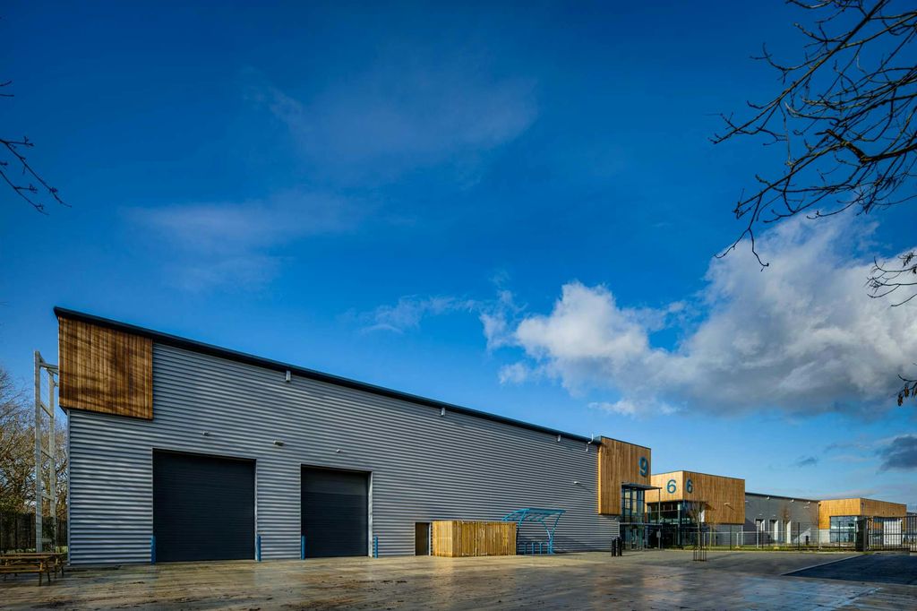 Property photo 1 of 6 U9_0055.Jpg