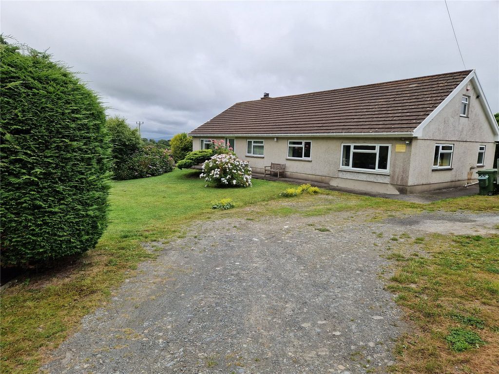 Property photo 1 of 34 Picture No. 35