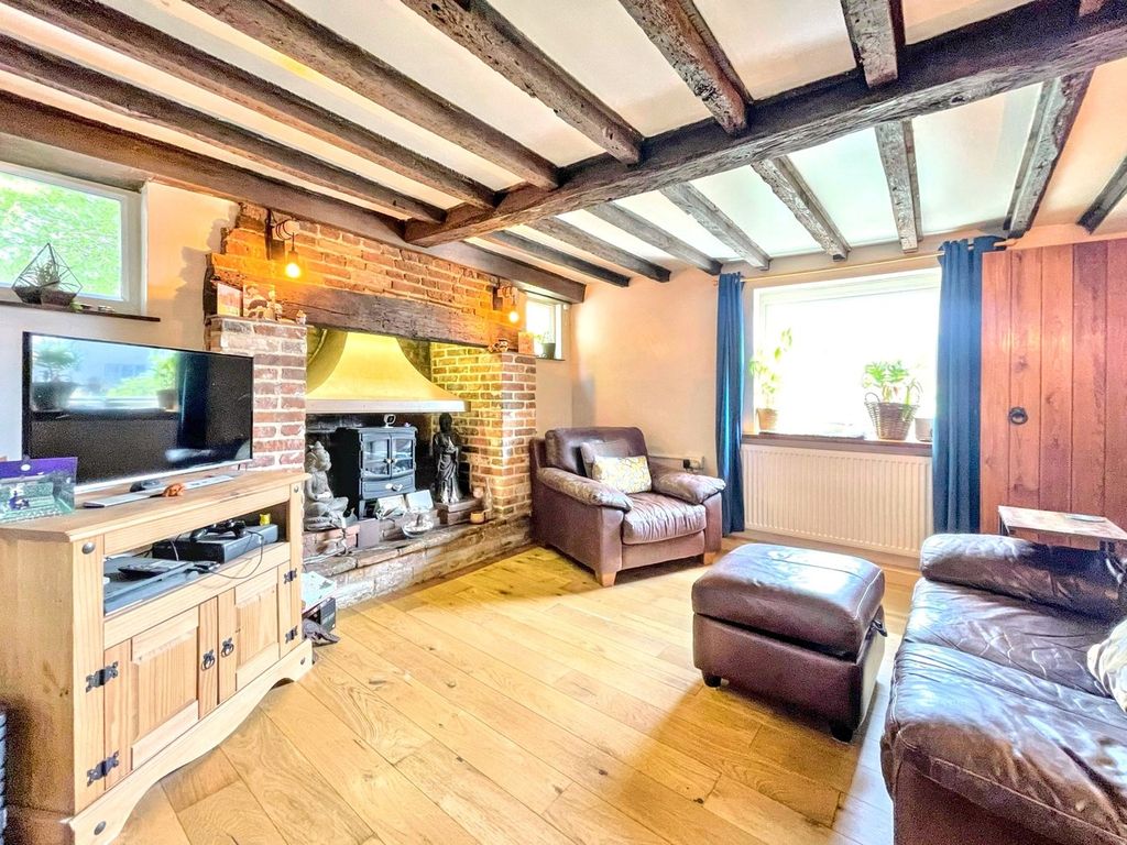 Property photo 2 of 31