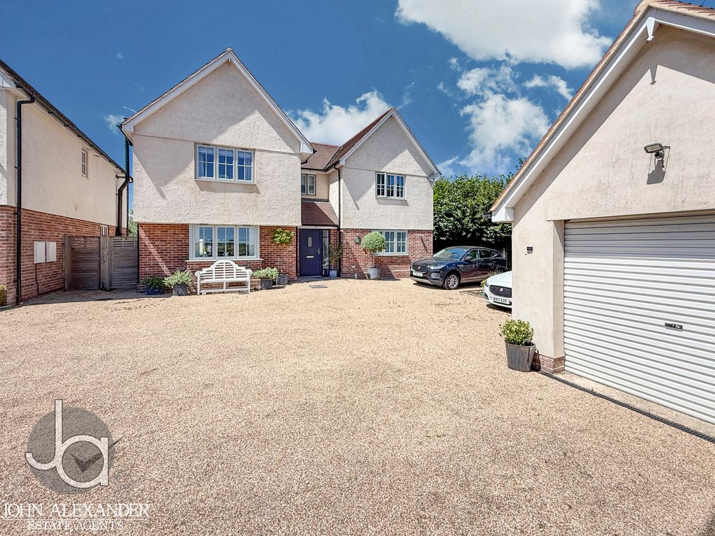 Property photo 1 of 37 Img_7561