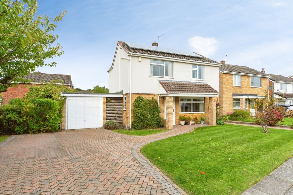 Property photo 1 of 19 Pbox-Img.Jpg