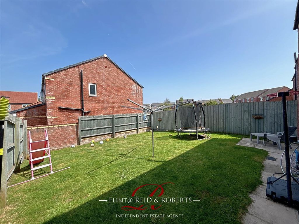 Property photo 2 of 19 2.Png