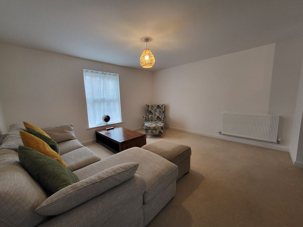 Property photo 3 of 8 Living Room