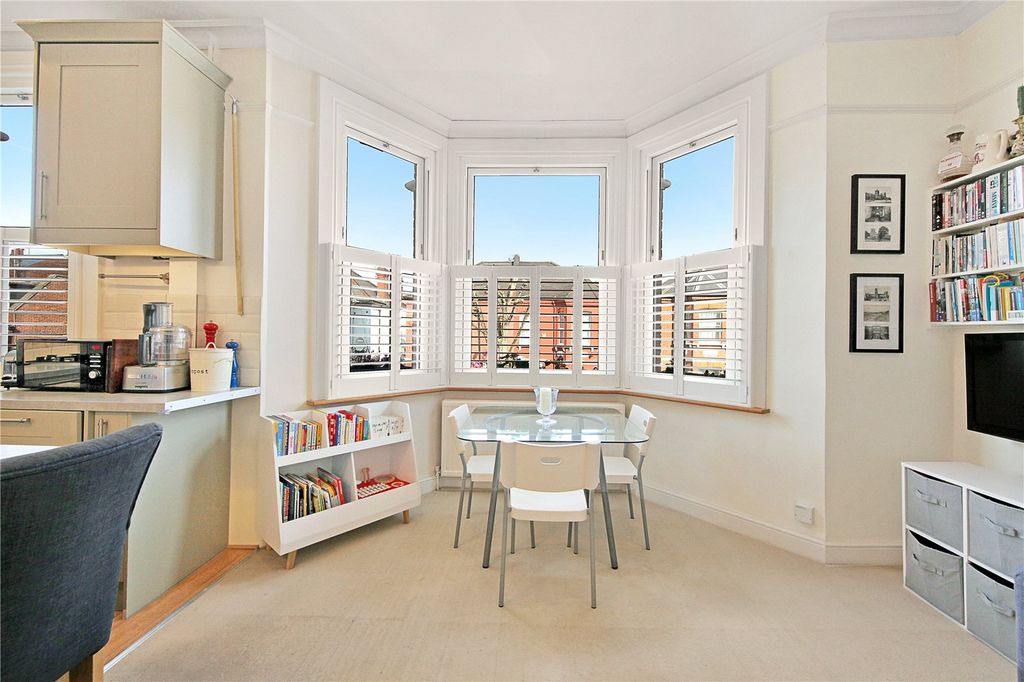 Property photo 2 of 18 Picture No. 55