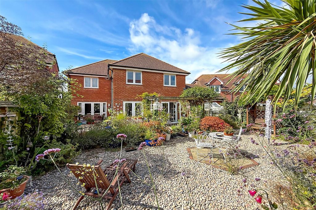 Property photo 3 of 29 Picture No. 22