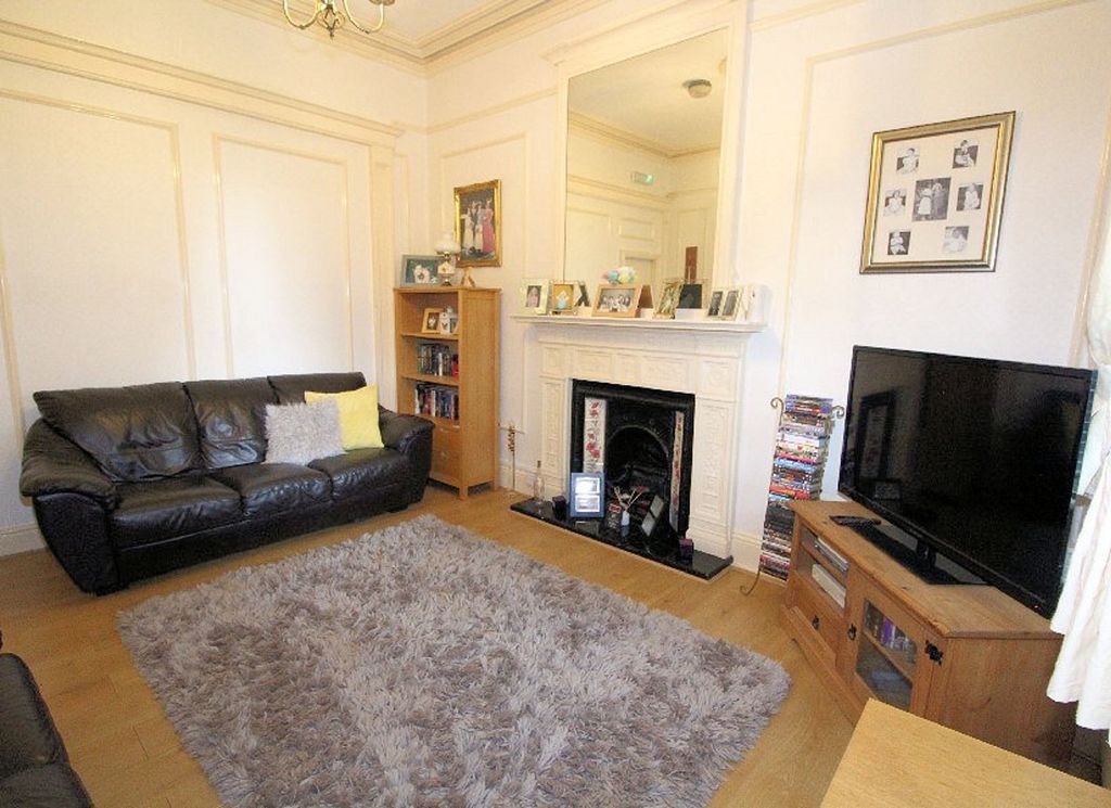 Property photo 2 of 41