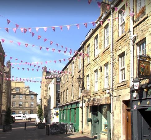 Property photo 1 of 8