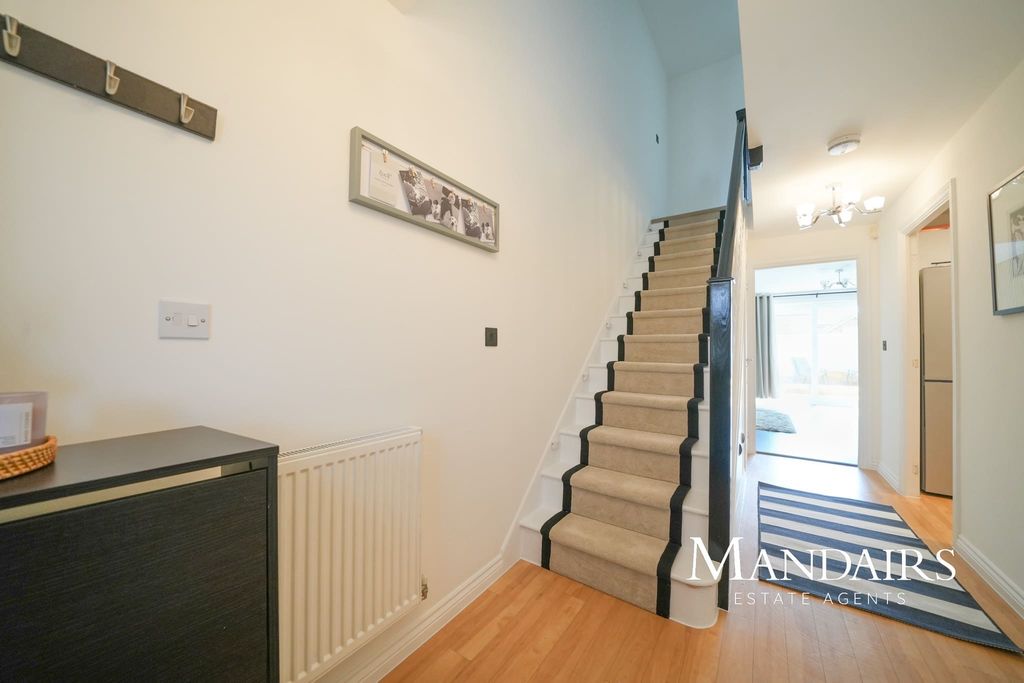 Property photo 2 of 25