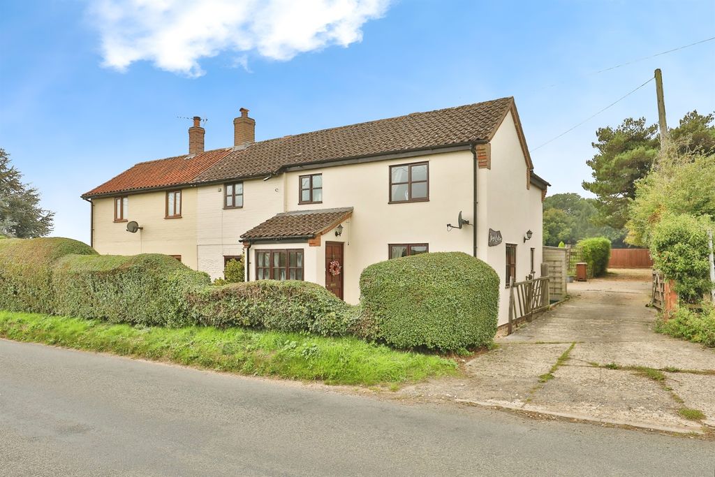 Property photo 1 of 24