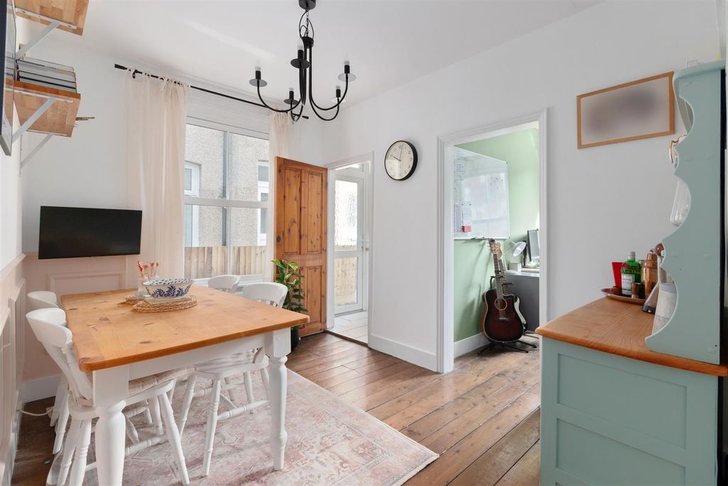 Property photo 3 of 12 Dining