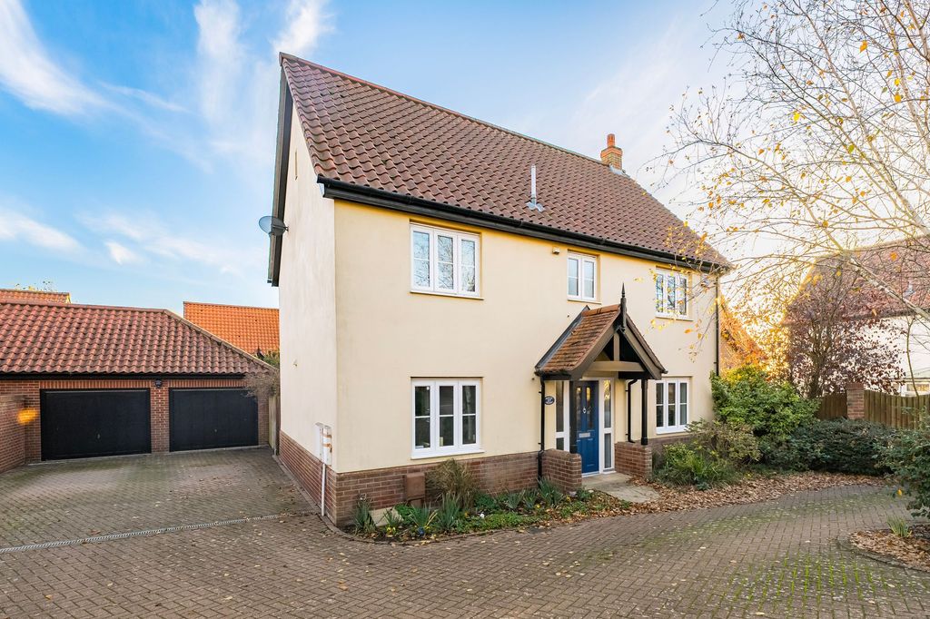 Property photo 1 of 21