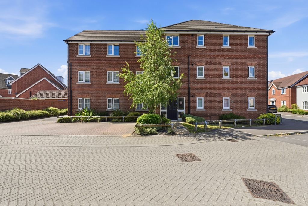 Property photo 1 of 13