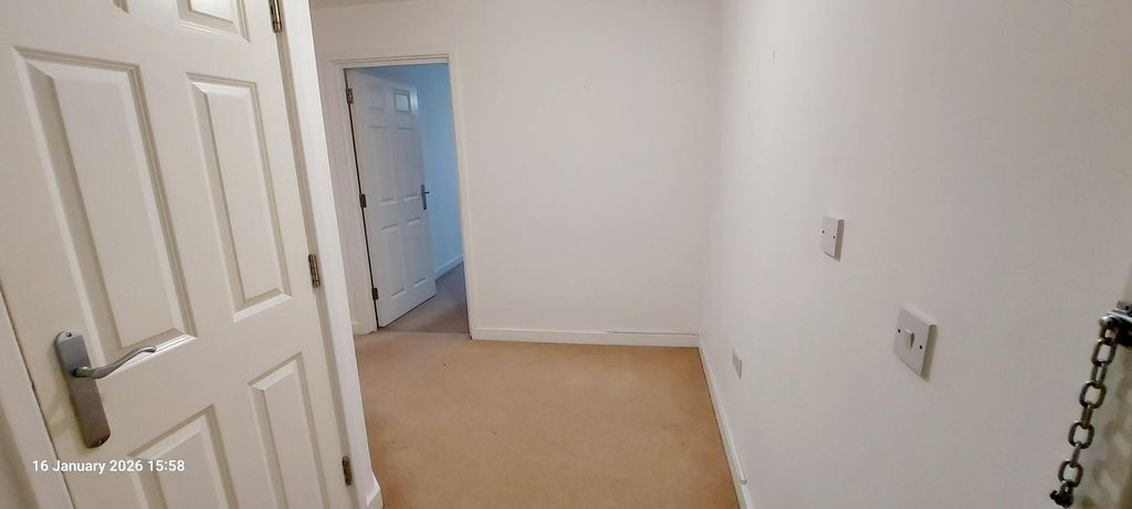 Property photo 3 of 17 Hall