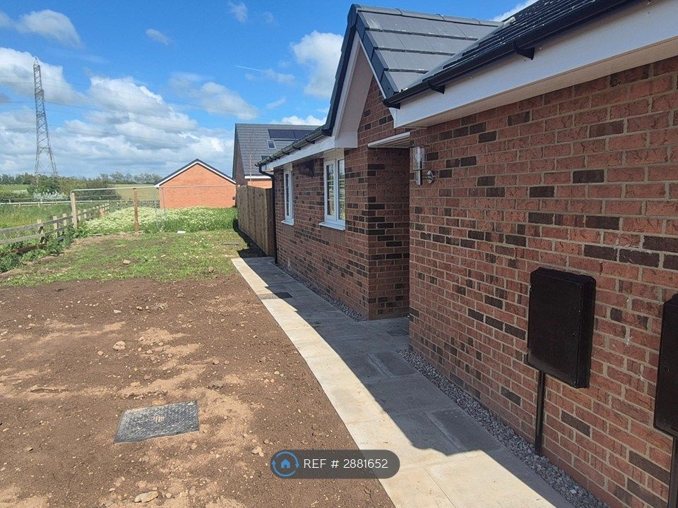 Property photo 1 of 15 No. 8