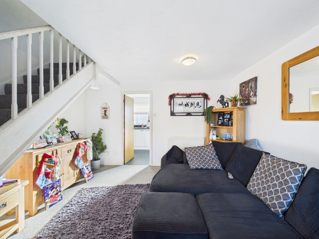 Property photo 3 of 17 Cam02023G0-Pr0186-Still015