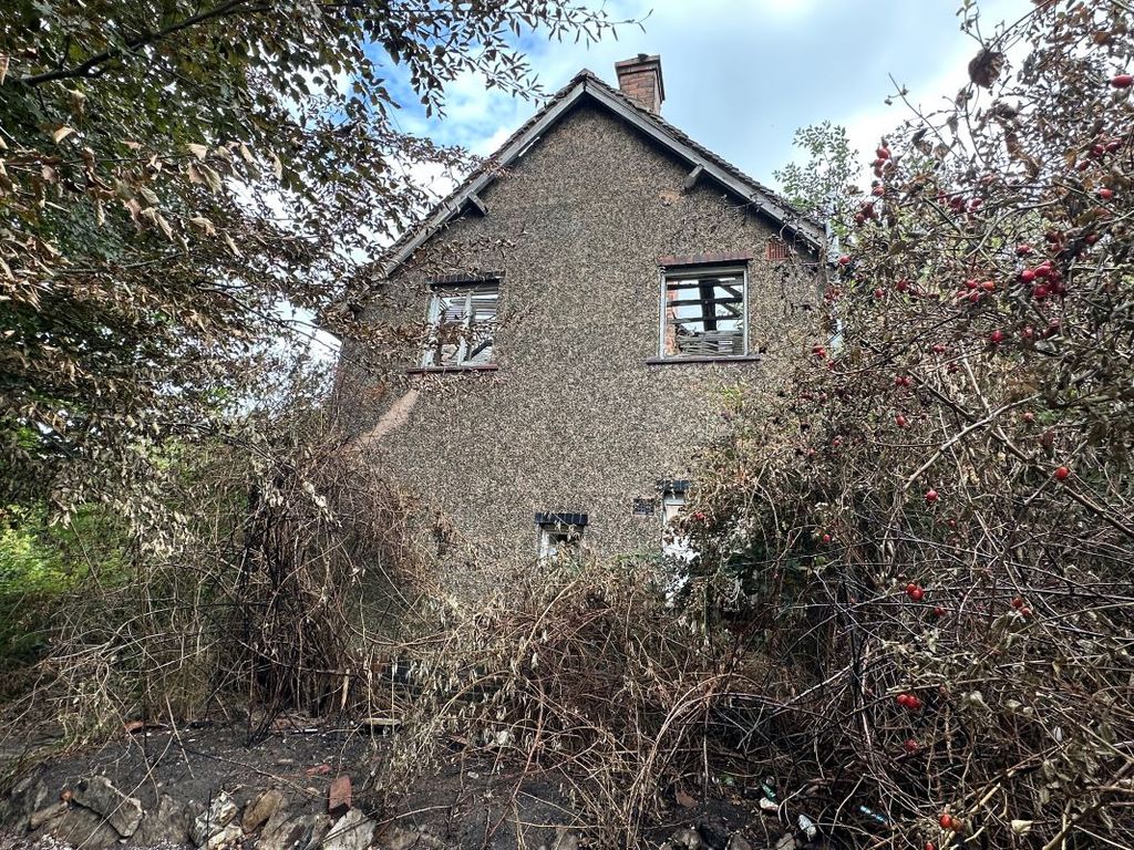 Property photo 2 of 3