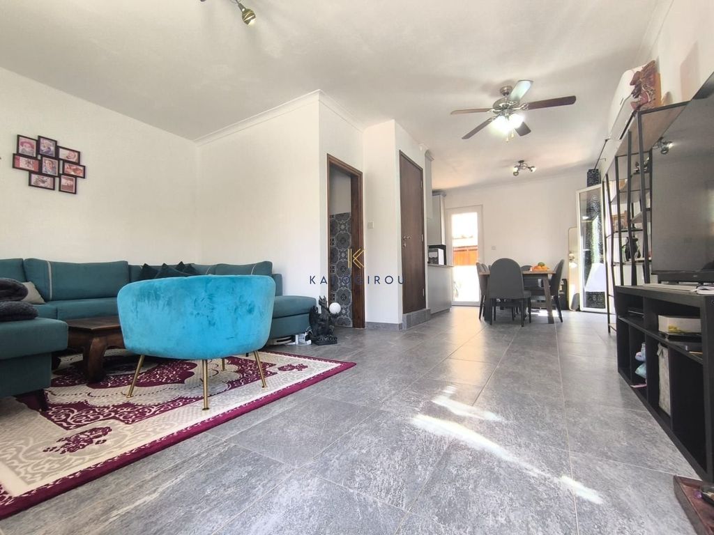 Property photo 2 of 30