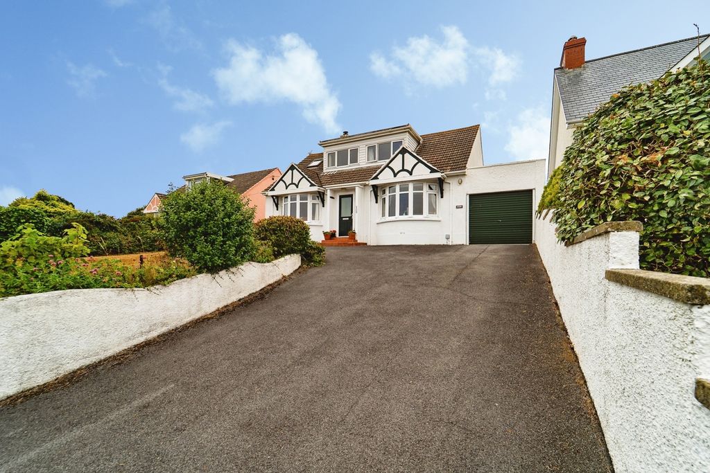 Property photo 1 of 25 Pbox-Img.Jpg