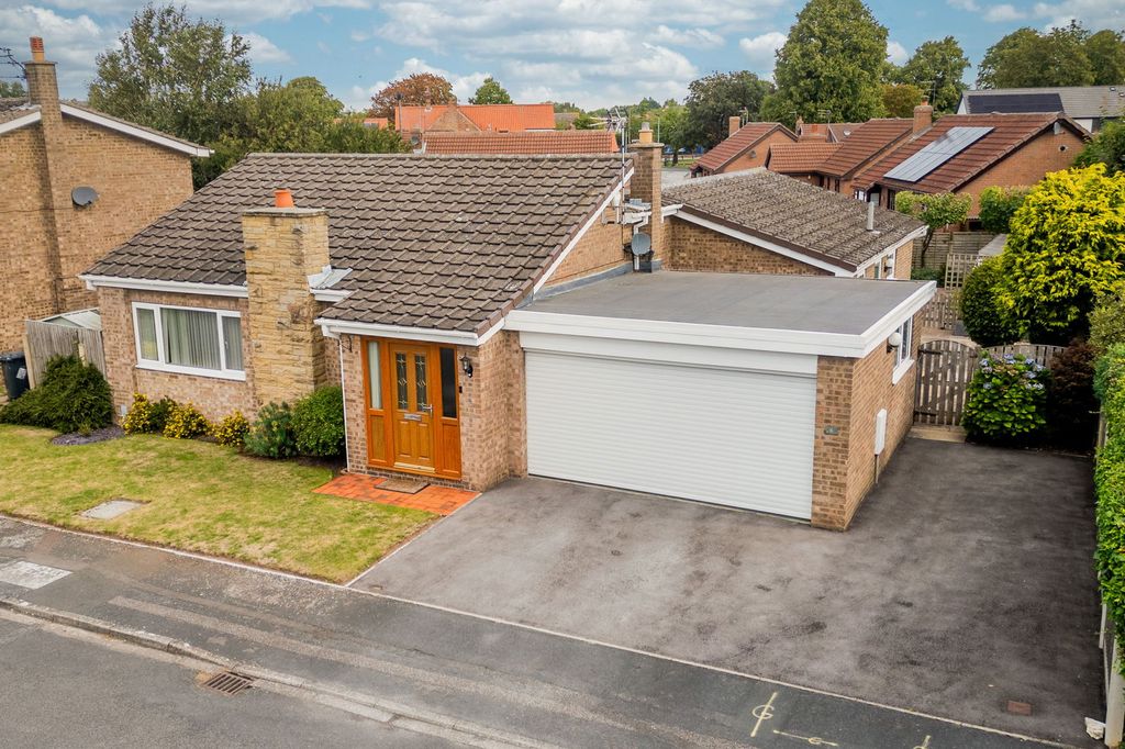 Property photo 1 of 30