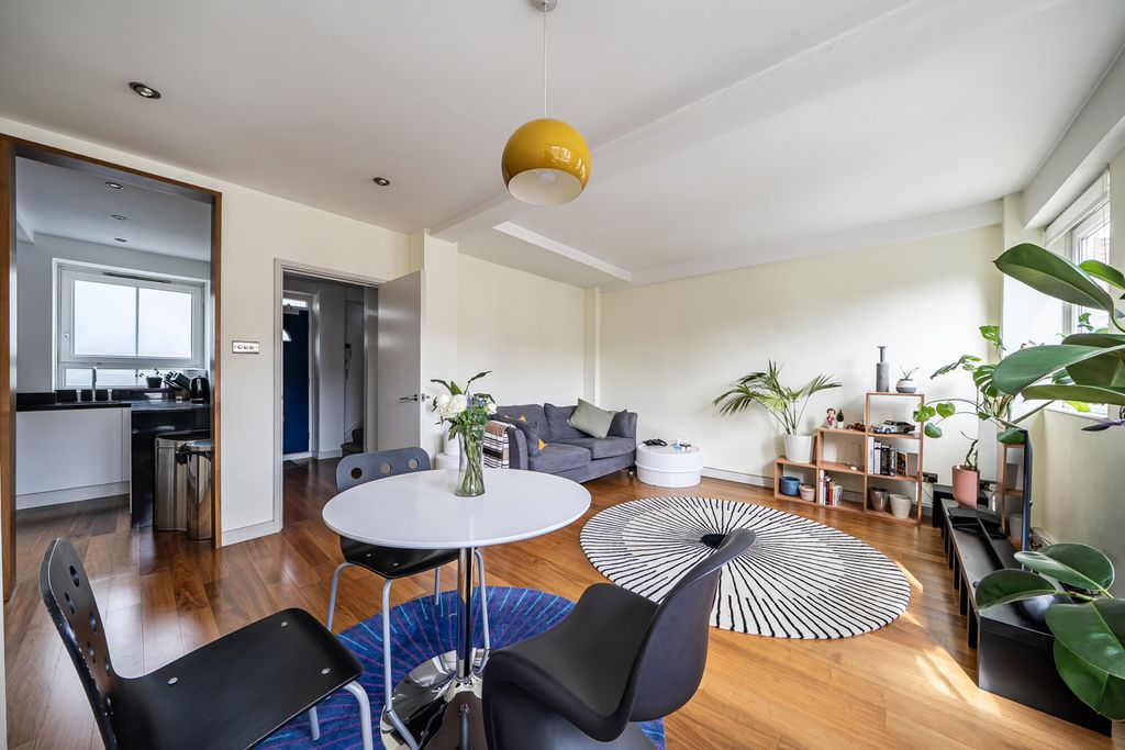 Property photo 1 of 16 1463342-4-6A06Eed...