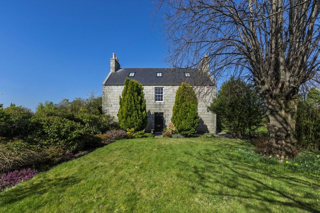 Property photo 1 of 13 Lead Image