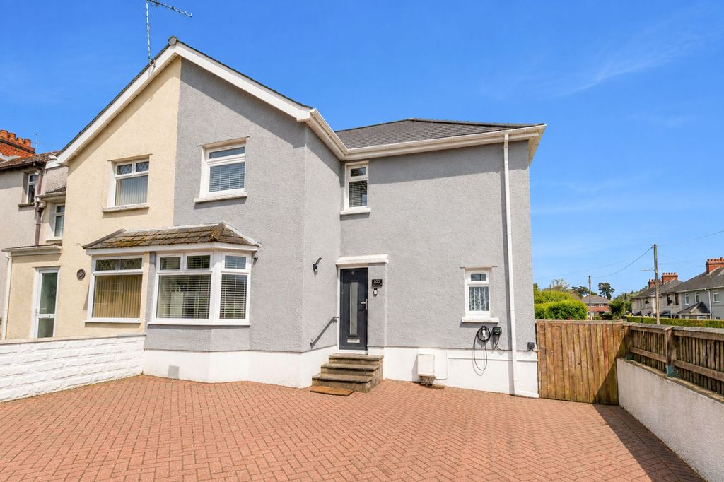 Property photo 1 of 22