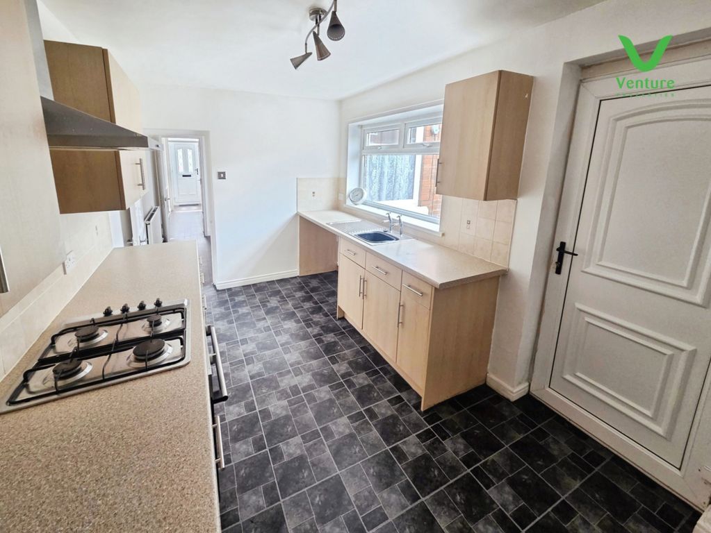Property photo 3 of 13 Pbox-Img.Jpg