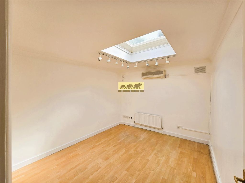 Property photo 3 of 8 File31.Jpg