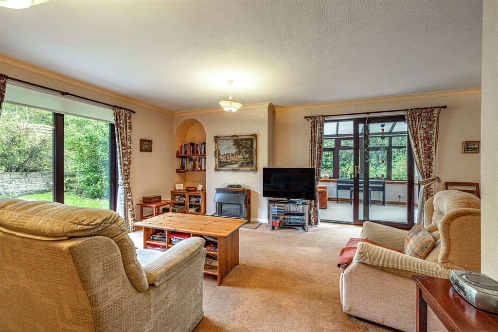 Property photo 2 of 34 Lucyfield Lindean 16.Jpg