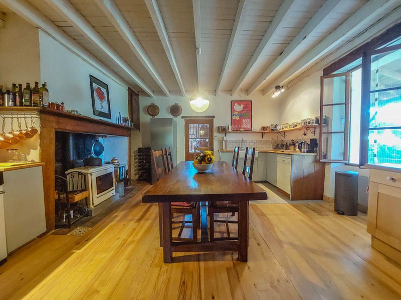 Property photo 3 of 30