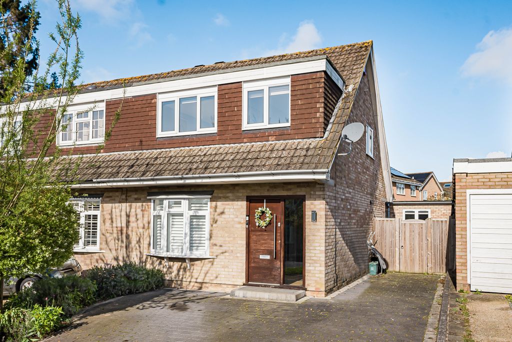 Property photo 1 of 17 Front