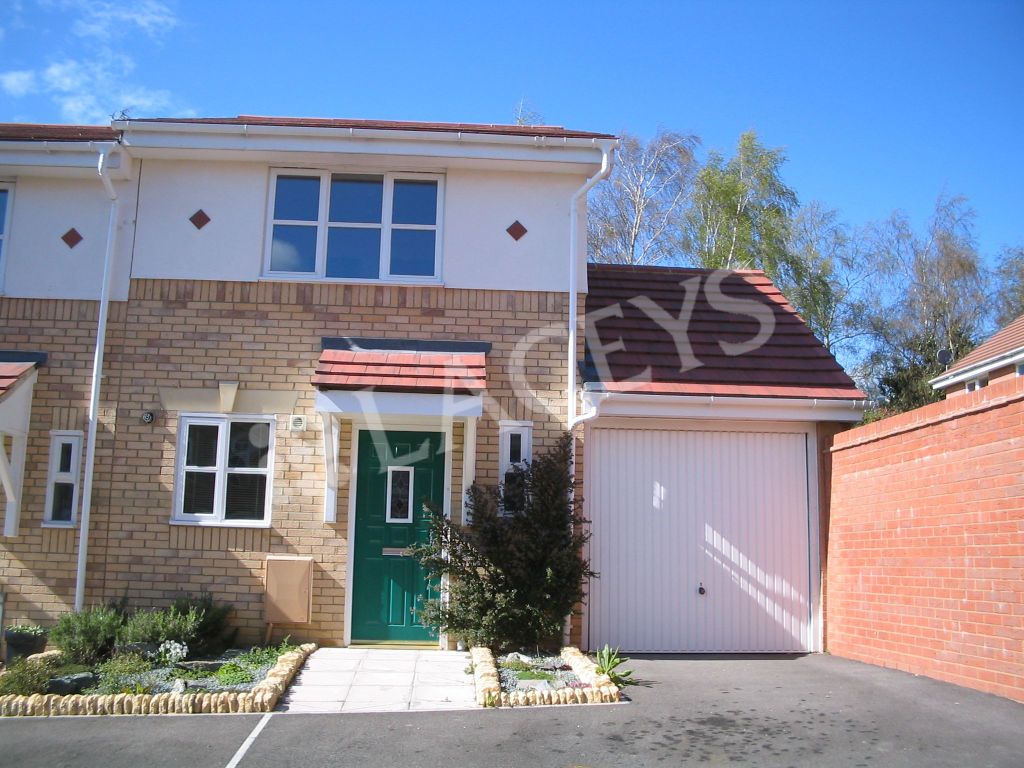 Property photo 1 of 4 Ermine Street, 690001.Jpg