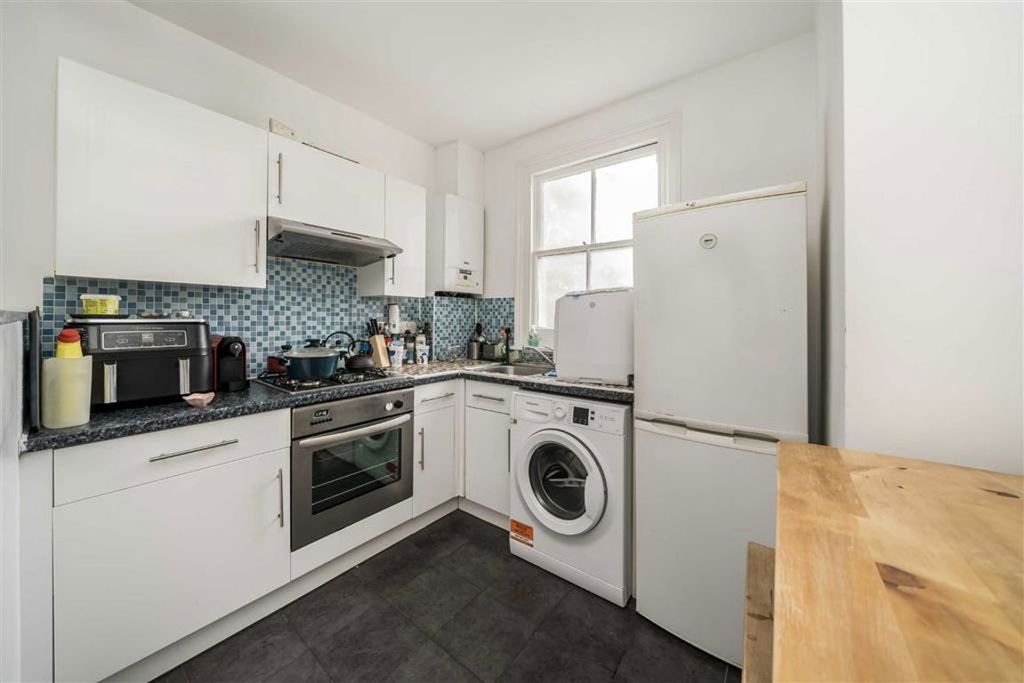 Property photo 3 of 5