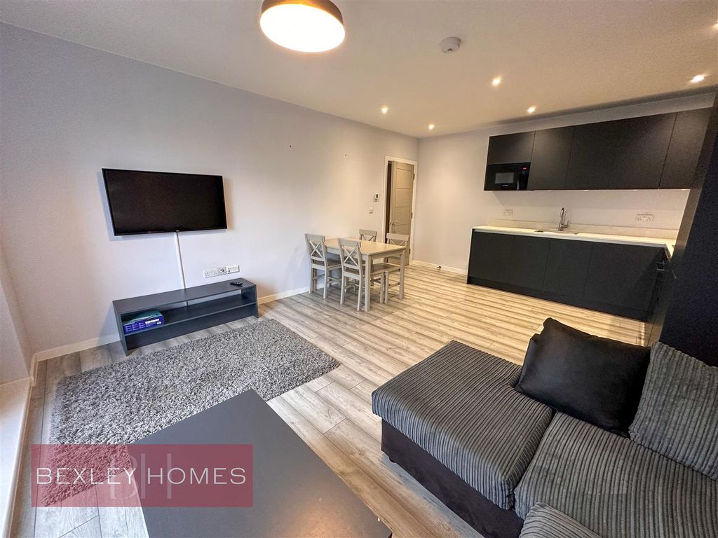 Property photo 2 of 11 Img_2523.Jpg