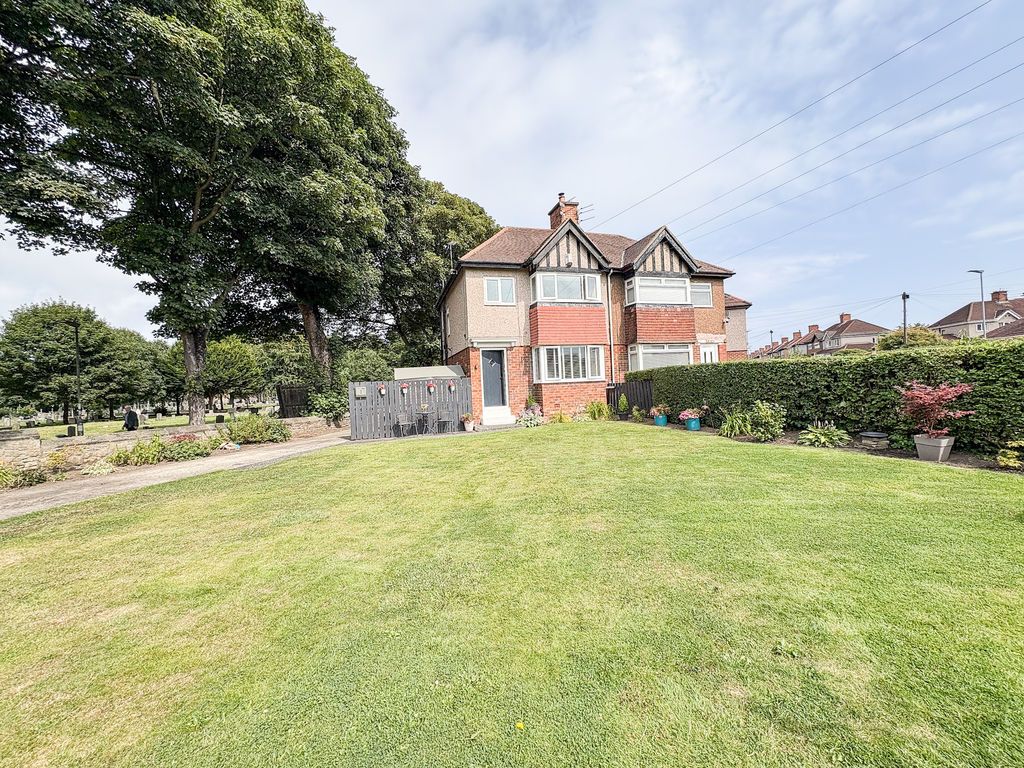 Property photo 1 of 13 Photo 10