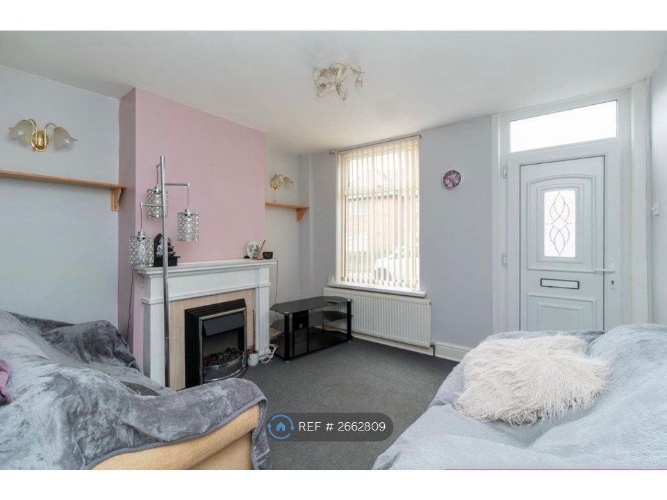 Property photo 3 of 11